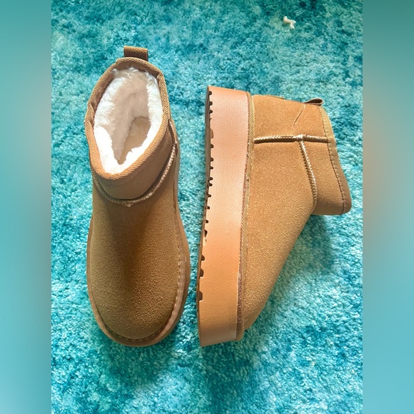 Platform sherpa boots - Picture 2 of 3